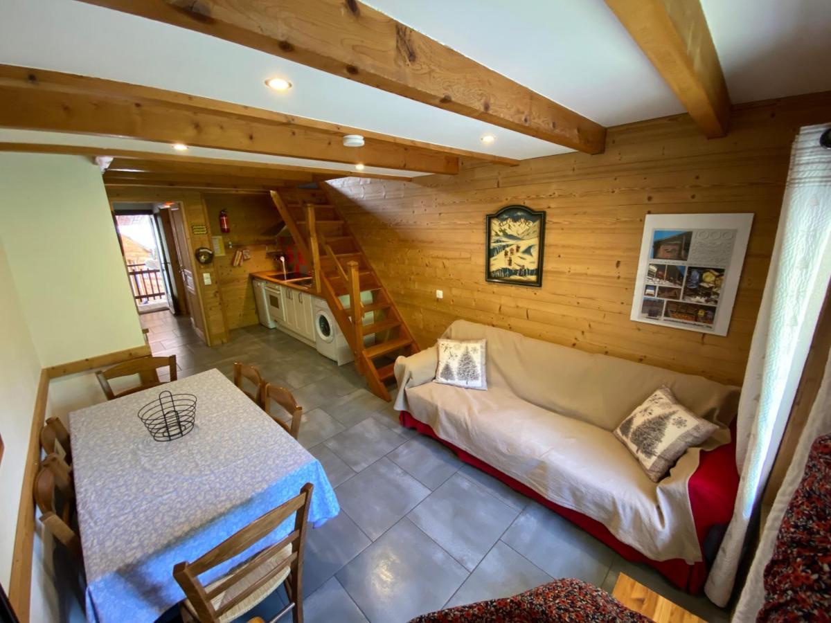L Alpin Bel Appartement Avec Terrasse Dans Vieille Ferme De Montagne Renovee Лез-Ор Экстерьер фото
