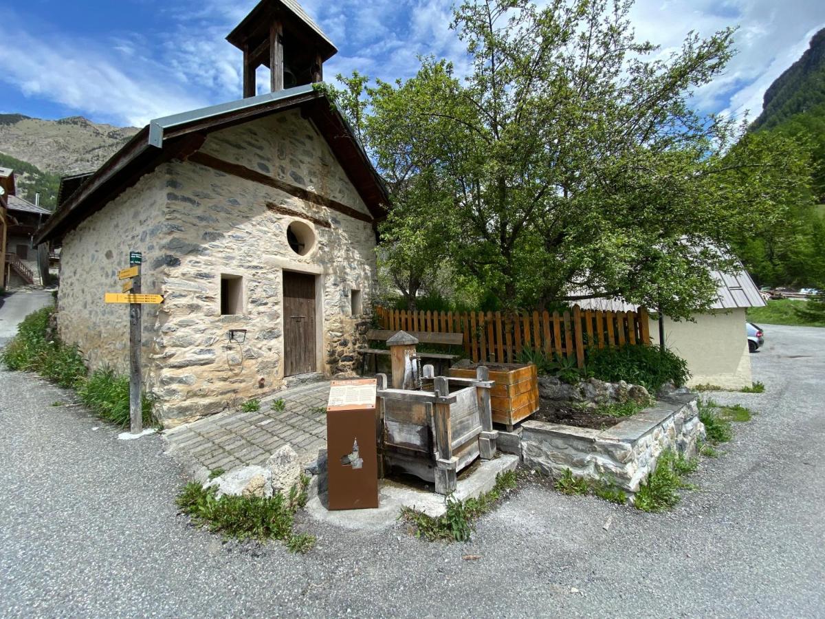 L Alpin Bel Appartement Avec Terrasse Dans Vieille Ferme De Montagne Renovee Лез-Ор Экстерьер фото