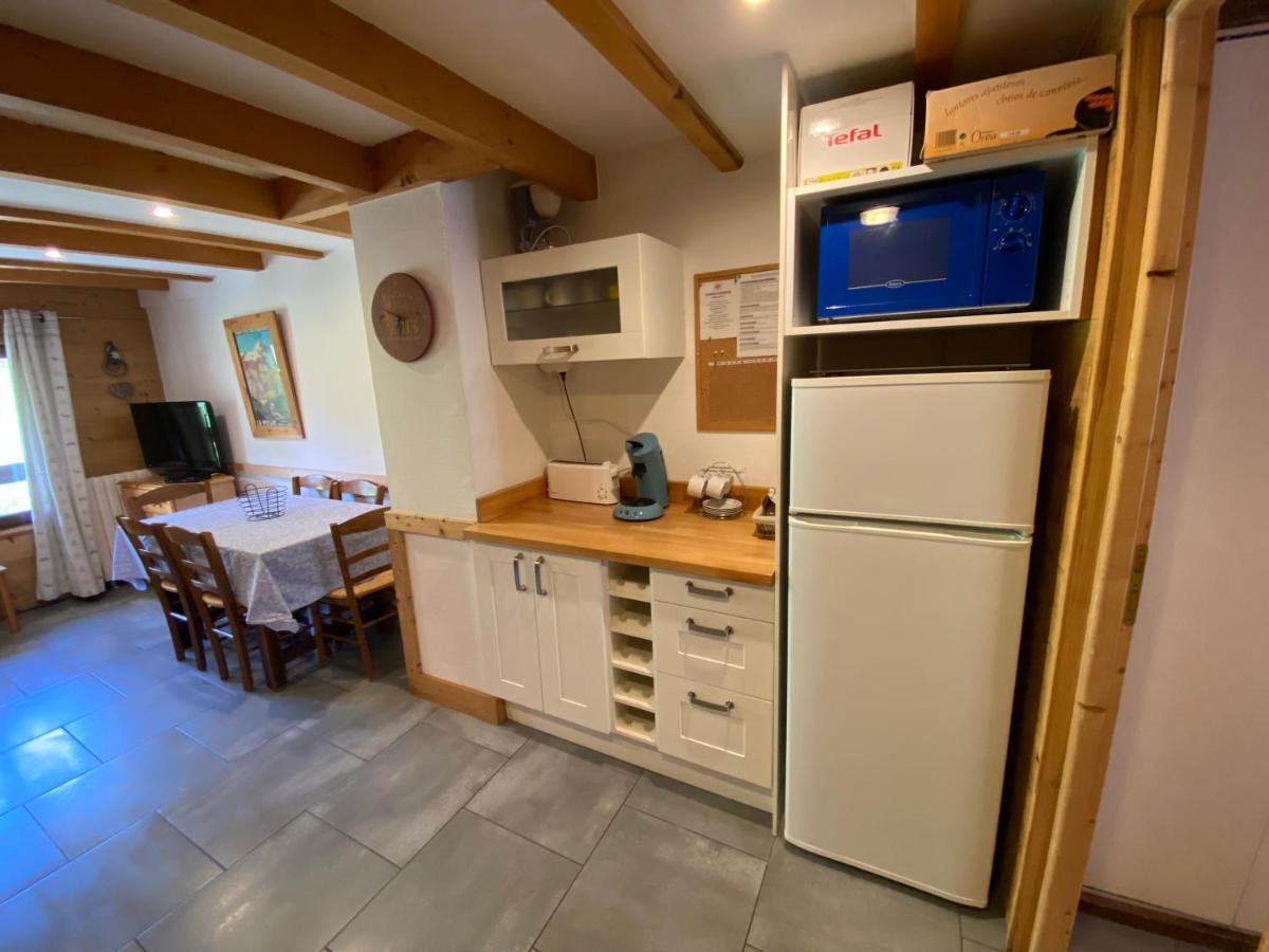 L Alpin Bel Appartement Avec Terrasse Dans Vieille Ferme De Montagne Renovee Лез-Ор Экстерьер фото