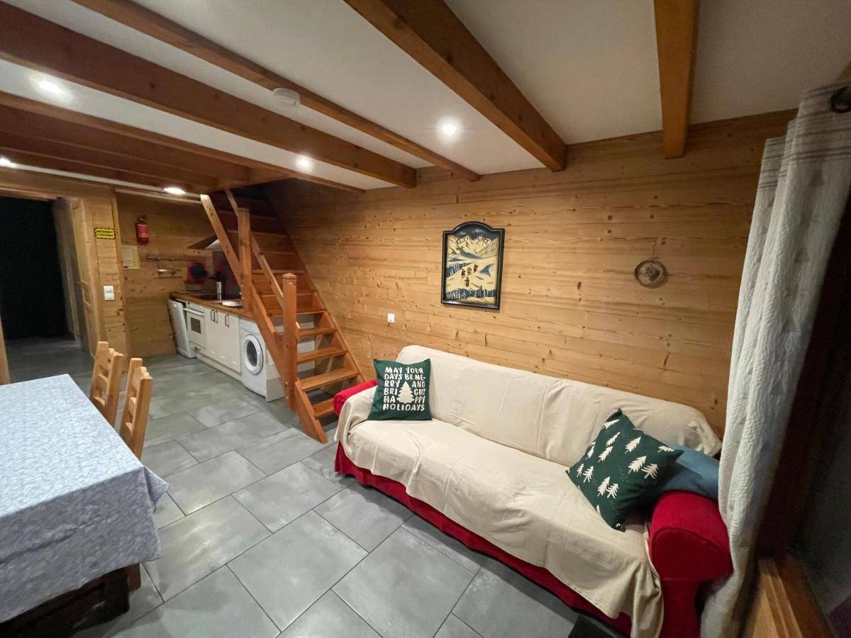 L Alpin Bel Appartement Avec Terrasse Dans Vieille Ferme De Montagne Renovee Лез-Ор Экстерьер фото
